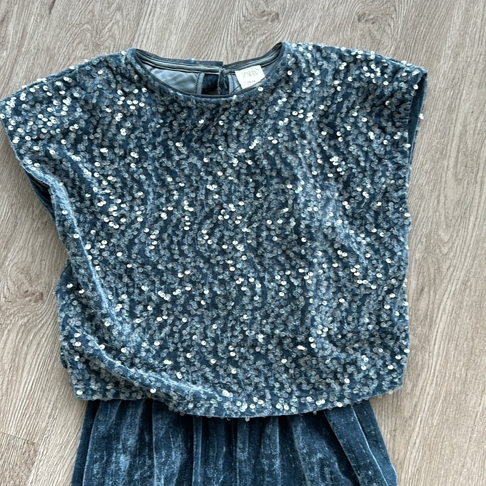 Zara jumper in size 13/14 color : soft blue